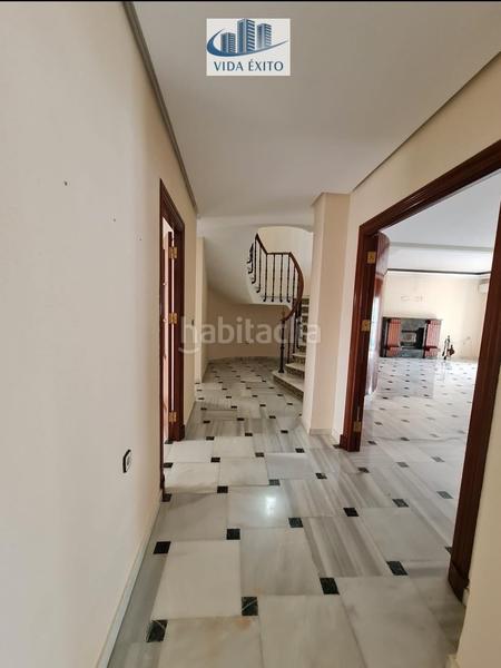 Foto 9598918b-ef06-40ca-9eea-cfb8d9d468b4. Casa amb calefacció aparcament piscina a Aguadulce - Almadraba - Punta Candor Rota