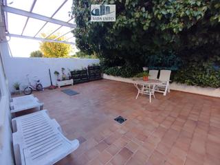 Casa en Valdeastillas - Fuentezuelas. Casa en urb azahar