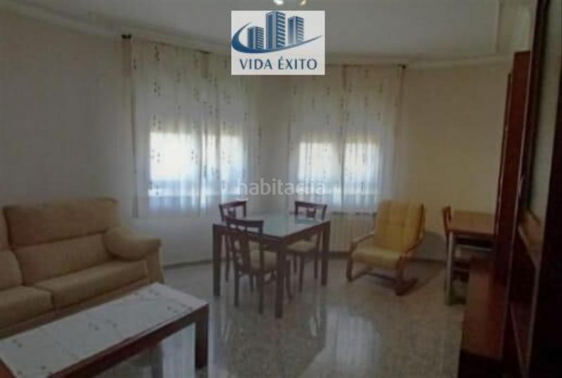 Foto 198275d2-cb9c-4360-9cac-c3b498e719be. Flat with parking in Centro ciudad Linares