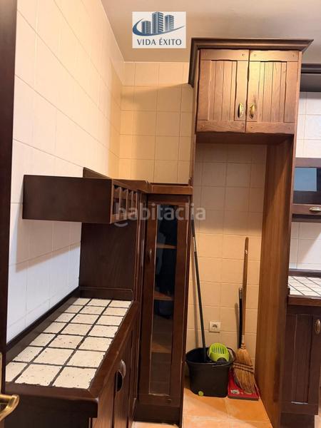 Foto 1af7ebbf-fcec-4399-9ea1-267bf212be57. Planta baixa amb calefacció aparcament piscina a Jaén