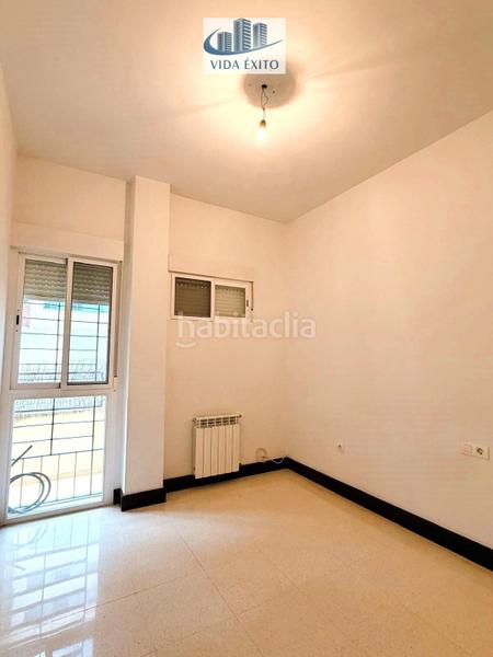 Foto 33207fca-38c4-4d46-b89c-8c4fe6186245. Planta baixa amb calefacció aparcament piscina a Jaén