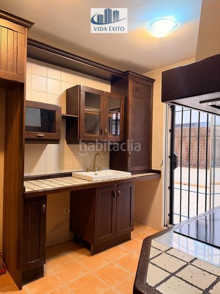 Foto 7976193d-507e-4152-95ad-c699342b5f96. Planta baixa amb calefacció aparcament piscina a Jaén