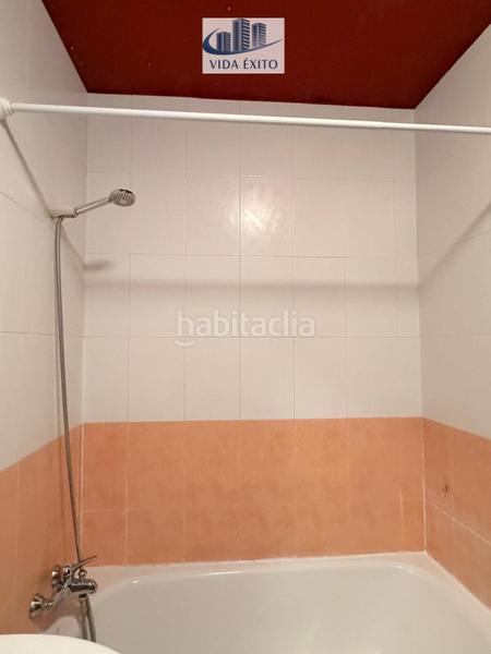 Foto c02eddef-de58-430f-9e6e-e07e6c6d779f. Planta baixa amb calefacció aparcament piscina a Jaén