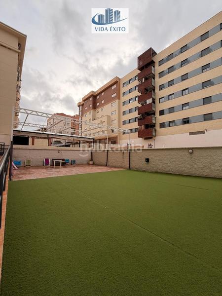 Foto fdbfa3d6-9621-4072-9017-23a2326fd26c. Planta baixa amb calefacció aparcament piscina a Jaén