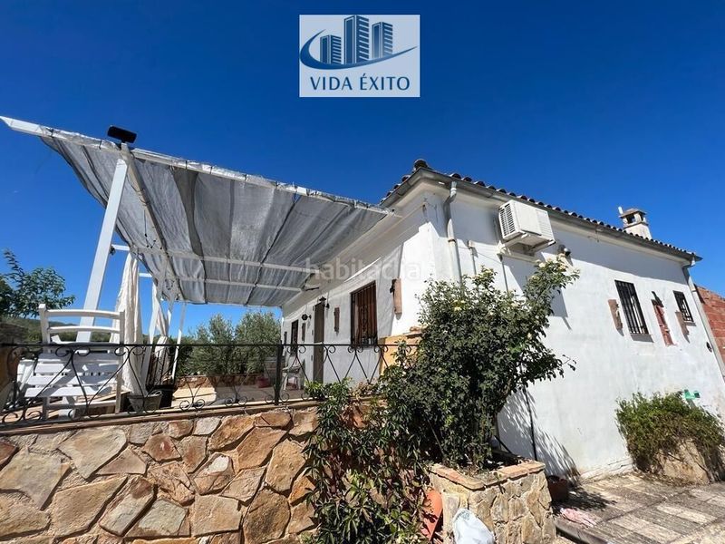 Foto 97857922-d25c-436d-97a8-7ed5473ac45b. Casa a Martos