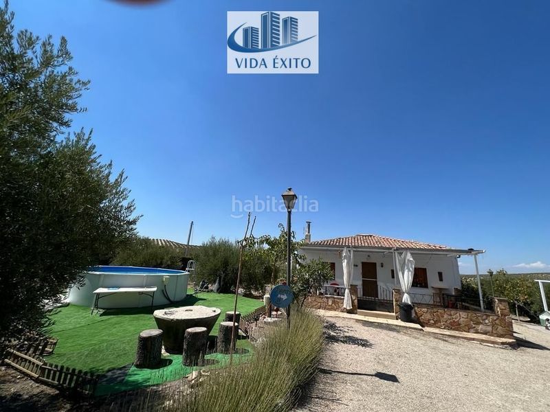 Foto b8ebdd7a-e4dd-4740-8b80-9e1e26d7c2a2. Casa a Martos