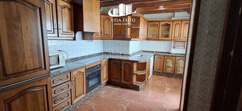 Foto 0765595c-8d9d-4c74-8344-ee85fd8bd08b. Pis amb aparcament a Avda de Madrid - Pº de la Estación Jaén