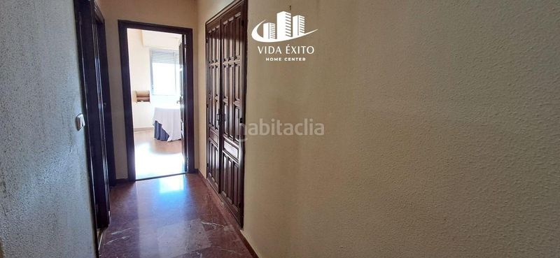 Foto 31637de7-9946-4da4-b554-b5dd0e1ca3e9. Pis amb aparcament a Avda de Madrid - Pº de la Estación Jaén