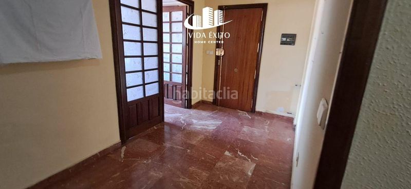 Foto 9ded8391-0b63-48ac-bc7d-593acc6bf2d6. Pis amb aparcament a Avda de Madrid - Pº de la Estación Jaén