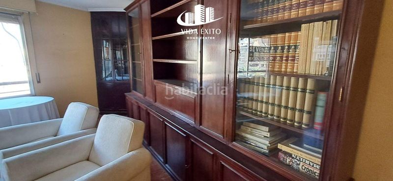 Foto f1de0d93-d3ce-4d03-bcc1-490202a3af3e. Pis amb aparcament a Avda de Madrid - Pº de la Estación Jaén