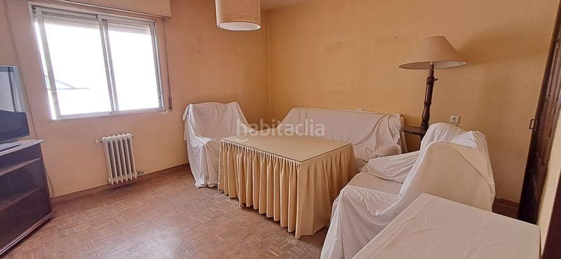 Foto f35649e8-7bdd-477d-b890-f172053c57fb. Pis amb aparcament a Avda de Madrid - Pº de la Estación Jaén