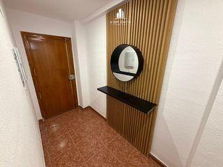 Miete Etagenwohnung in Avda de Madrid - Pº de la Estación. Piso en alquiler en boulevard  boulevard 2ª fase, 5 dormitorios.