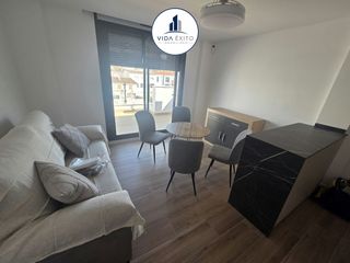 Lloguer Pis a Belén - San Roque. Piso en alquiler en avda. madrid, 2 dormitorios.
