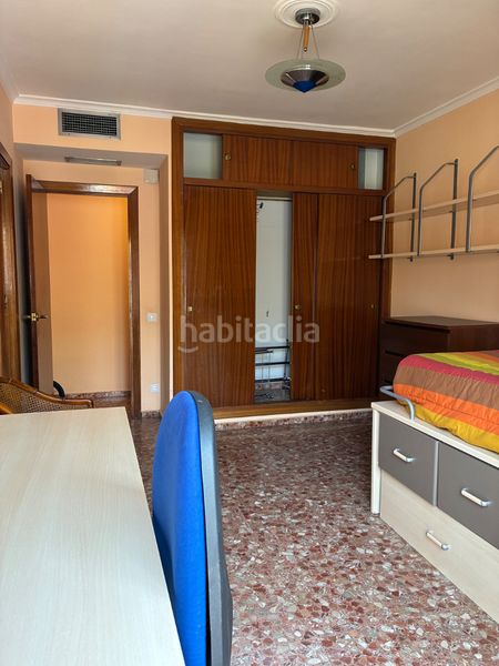 Foto 4b3a1d7b-d71a-4ef6-a381-186f3d931968. Pis a calle san ignacio 8 a La Calzada - La Florida Sevilla