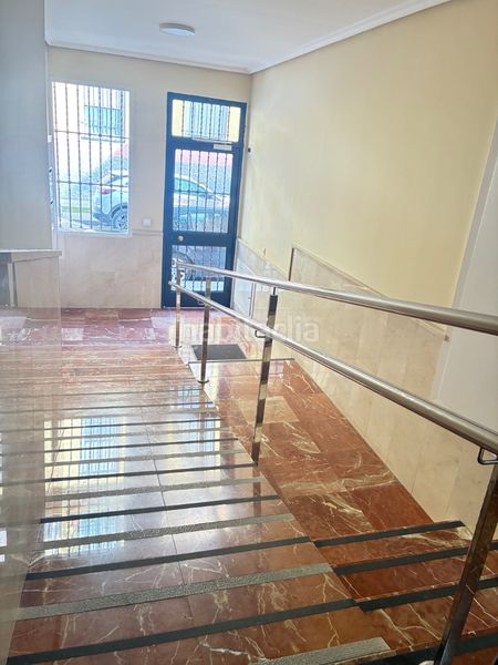 Foto aafb87ef-c1ed-45ec-bcf9-5ab472431ed2. Pis a calle san ignacio 8 a La Calzada - La Florida Sevilla