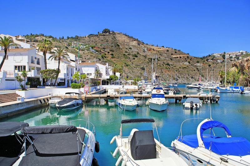 Foto 337dcb6f-c333-4c71-8b26-d7b03d7f2d42. Apartamento acogedor apartamento con vistas al mar, marina del este, la herradura. en Almuñécar