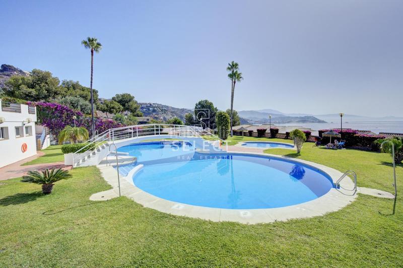 Foto 418dc014-4c5e-4e40-a9a3-66b28891dc7a. Apartamento acogedor apartamento con vistas al mar, marina del este, la herradura. en Almuñécar