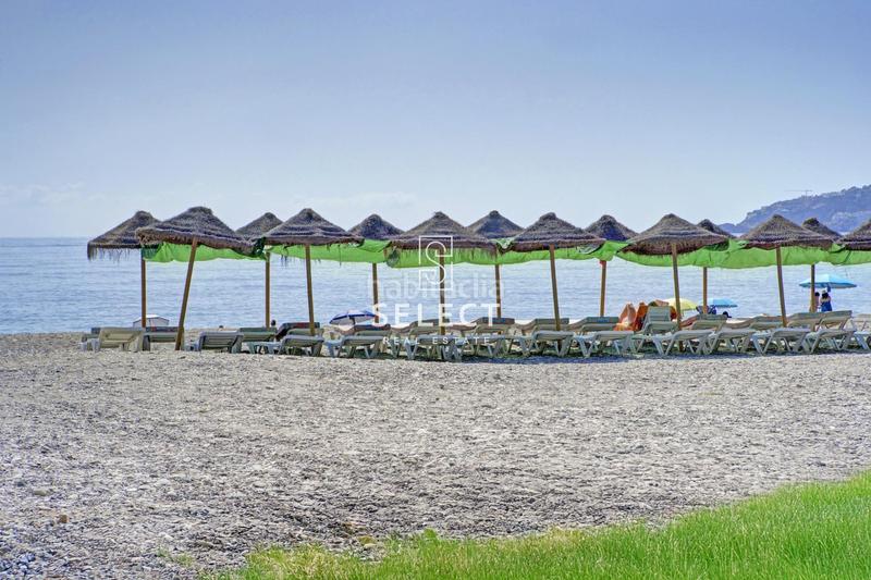 Foto 0ea7095a-8b98-4deb-bcf6-2b2e3eea94c8. Apartament amb aparcament a Almuñecar centro Almuñécar