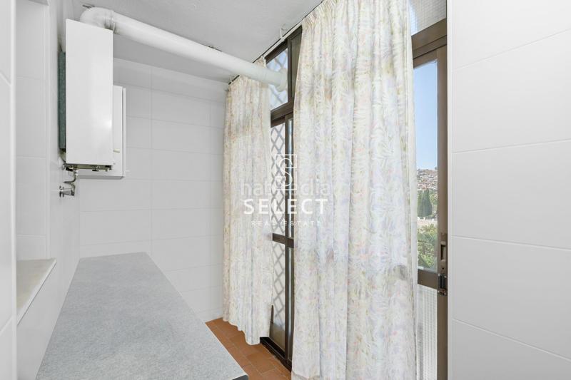 Foto 6fbf1441-74c2-4ca3-b5cb-b0b481ac292f. Apartament amb aparcament a Almuñecar centro Almuñécar