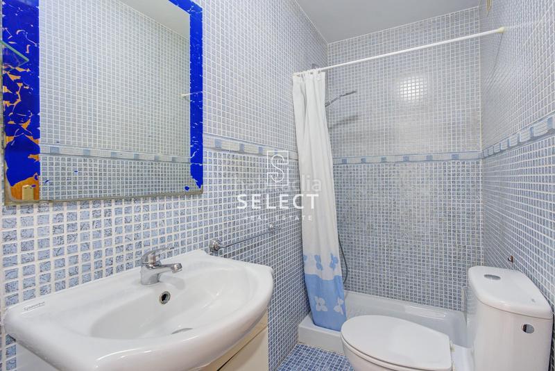 Foto c47a8c34-ccf0-4f9d-a26e-3812f33abb65. Apartament amb aparcament a Almuñecar centro Almuñécar