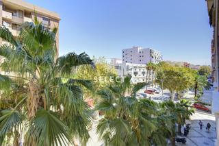 Appartement  Avenida costa del sol. Amplio apartamento en el centro de almuñécar.
