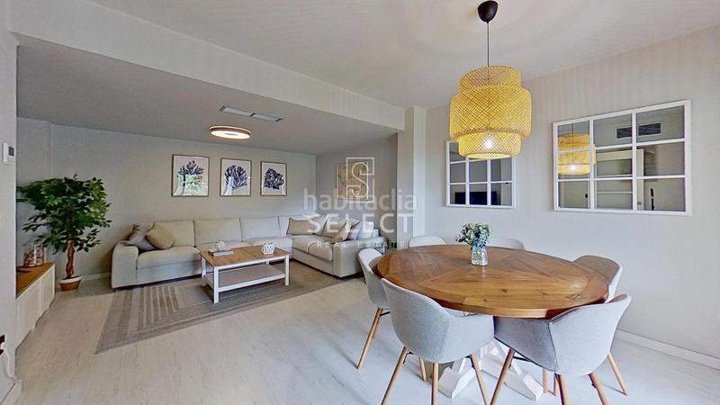 Foto 8ebccc19-9653-4cce-bad0-5d61a7bb094f. Casa adossada amb calefacció aparcament piscina a Almuñécar