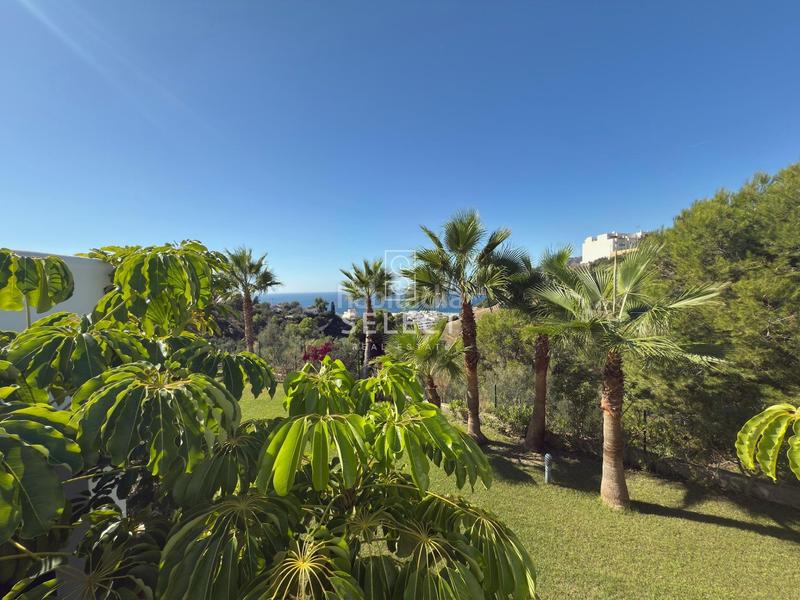 Foto c5458707-17a4-4825-86bc-192cc35a8f7d. Casa adossada amb calefacció aparcament piscina a Almuñécar