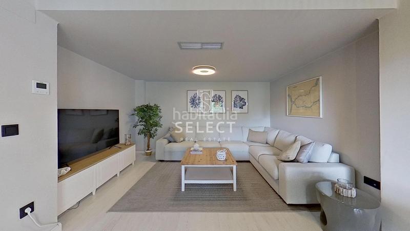 Foto c905ff9a-a807-4877-b0ad-2a11c1219910. Casa adossada amb calefacció aparcament piscina a Almuñécar