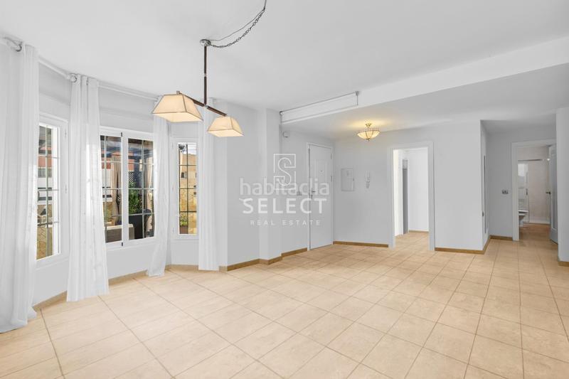 Foto 9927a8af-db2f-434e-a20e-b4b18c59418d. Casa con parcheggio piscina in Motril ciudad Motril