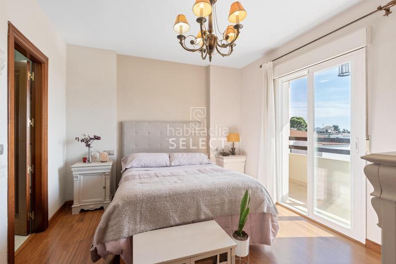 Foto 9c6ec97a-34d2-4a60-813d-8f987fa08974. Casa con parcheggio piscina in Motril ciudad Motril