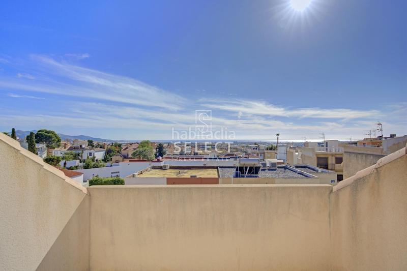 Foto c29207f6-19a4-4e29-a92b-d7a20d63d9dd. Casa con parcheggio piscina in Motril ciudad Motril