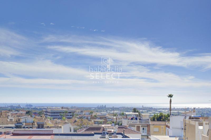 Foto e24dd3ac-0d46-4b20-a965-9c7e764967e4. Casa con parcheggio piscina in Motril ciudad Motril