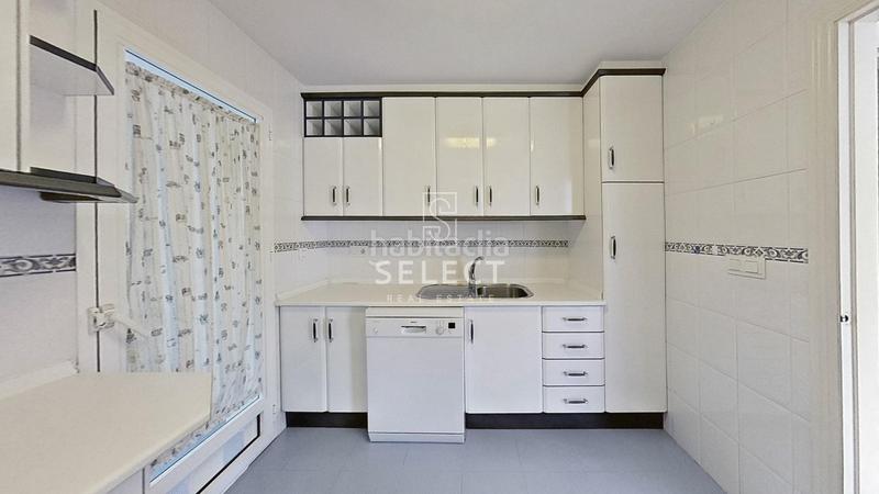 Foto 2b312569-9273-41ab-9583-8d440ccff352. Casa a schiera con parcheggio piscina in Punta La Mona Almuñécar