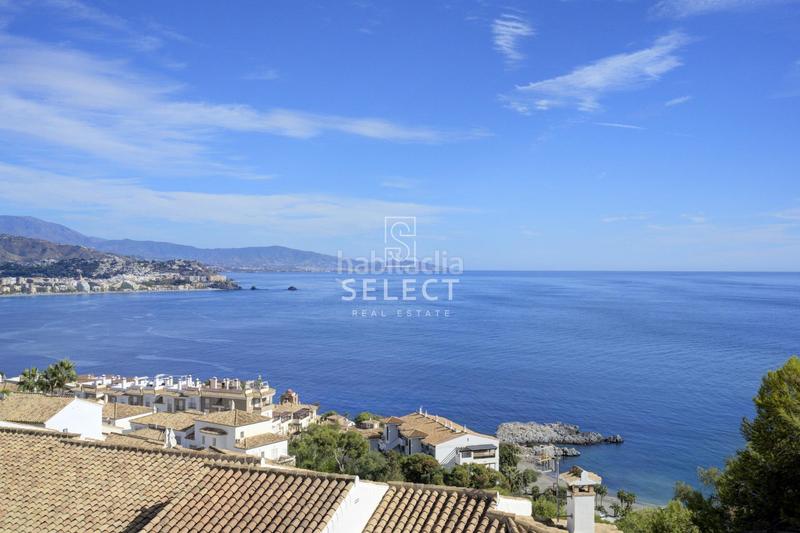 Foto 84b16280-48b3-42a0-b22a-34b94cb61238. Casa a schiera con parcheggio piscina in Punta La Mona Almuñécar