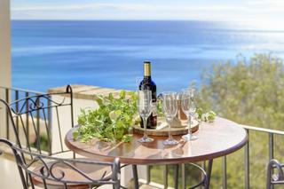 Piccolo appartamento  Marina del este. Apartamento con terraza y vistas panorámicas al mar en marina de