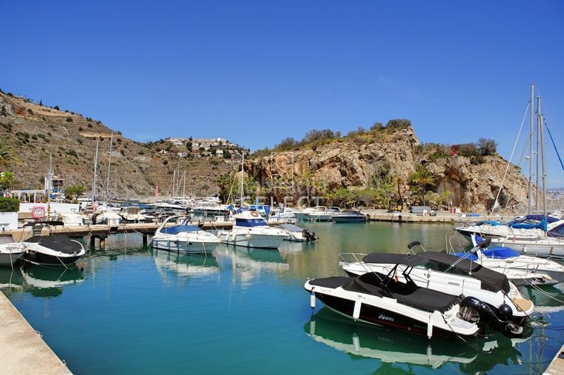 Foto 6c530979-b4fc-4c3b-86cc-66014f357749. Apartament amb piscina a Punta La Mona Almuñécar