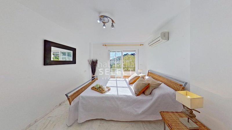Foto b50913e1-b7dd-465d-a303-d8f4c1e5595a. Apartament amb piscina a Punta La Mona Almuñécar