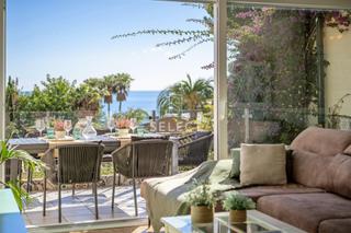 Casa adossada  Calle de tropicana. Dos propiedades unidas en las palomas, vistas al mar y acceso di