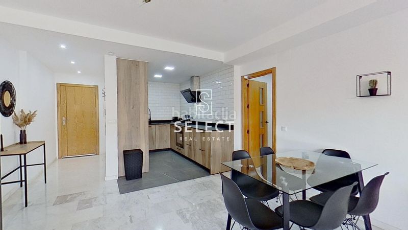 Foto 0a395059-3e6f-4a85-bdc8-58d3da2c96e3. Apartament amb calefacció piscina a Punta La Mona Almuñécar