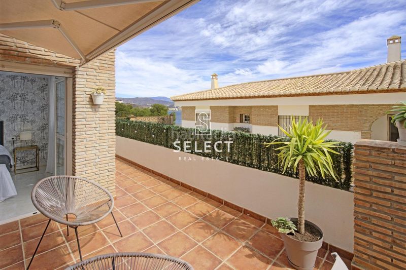 Foto b7476784-2cc9-43f9-b2d0-bb61c65b2cc5. Apartament amb calefacció piscina a Punta La Mona Almuñécar