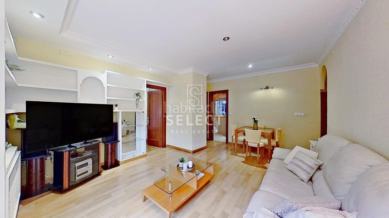 Foto 510c63cb-1001-4fea-bb94-90a92dd90ced. Apartament amb calefacció a Cervantes Granada