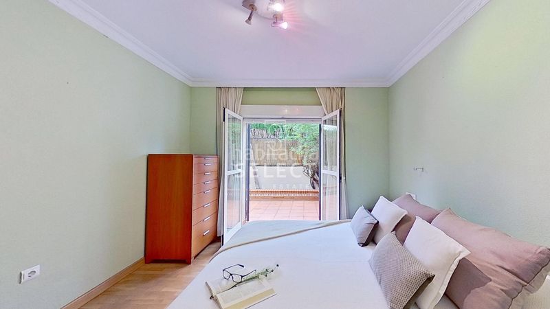 Foto bcc5b289-e6e5-4545-a2c5-027692212405. Apartament amb calefacció a Cervantes Granada