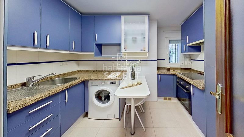 Foto d0e38e70-93bf-4d57-a1f5-f4861035ead4. Apartament amb calefacció a Cervantes Granada