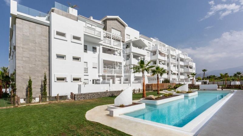 Foto 494316c3-9a49-4245-acf7-8f8586e68eb1. Apartament amb calefacció aparcament piscina a Playa de Granada Motril