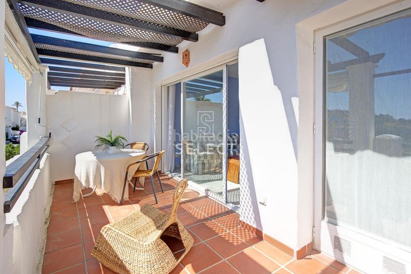 Foto eb3e559a-b0aa-4799-abc6-6292a872bf1a. Casa adossada amb aparcament a Punta La Mona Almuñécar