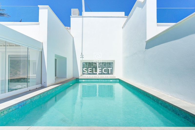 Foto db4a0a7f-4602-40b5-aa80-b756b0116aee. Casa amb aparcament piscina a Urb. San Antonio Almuñécar
