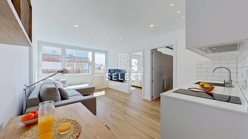 Foto c7f3e0e6-953e-46c6-b969-40534d01dead. Apartamento moderno apartamento en venta en Zona media Sierra Nevada