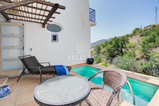 Casa  Calle federico garcía lorca. Encantadora casa en venta en ítrabo granada