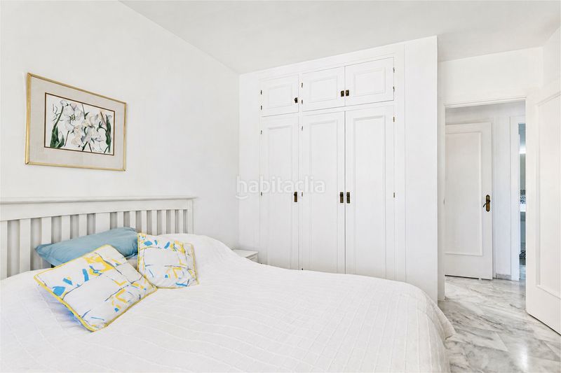 Foto f11a606a-f6e5-419e-80cb-9d8704786ec7. Chalet in avenida cortijo de Calahonda 34 in Calahonda Mijas