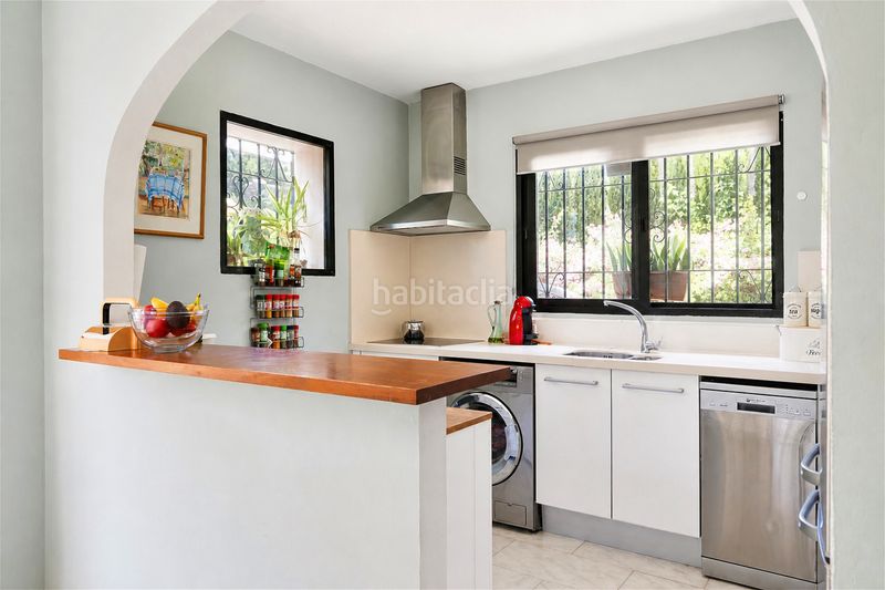 Foto f1ba43ca-14e5-4457-acbc-1b9b131018cd. Chalet in avenida cortijo de Calahonda 34 in Calahonda Mijas